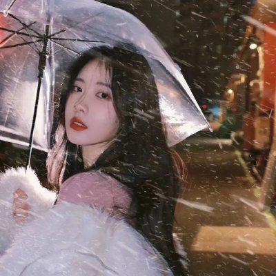 女警出更